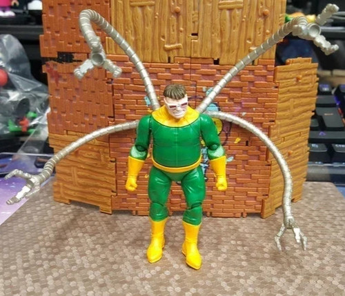 Marvel universe spiderman - marvel,